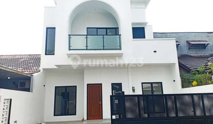 Rumah Baru Ada Taman Depan dan Belakang Lokasi Bagus di BSD