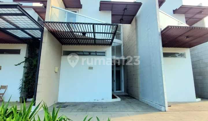 Rumah Baru Minimalis Mezanine Concept di Cluster Bintaro Jaya