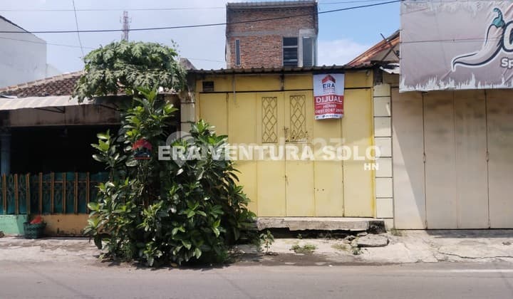 Ruko Strategis dan Kawasan Ramai Cemani