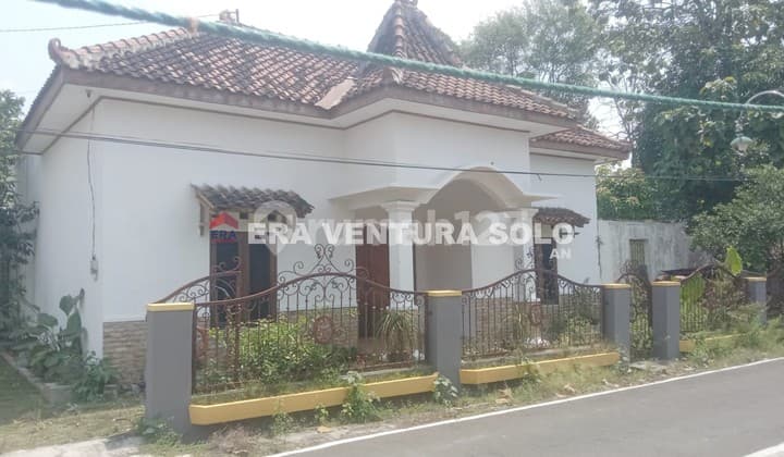 Rumah Siap Huni Strategis Triyagan