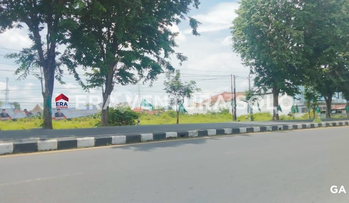 Tanah Cocok Untuk Showroom Kartasura