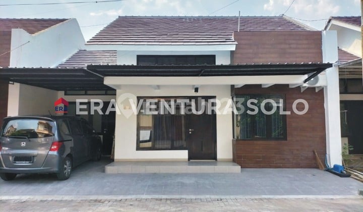 Rumah Cluster Kawasan Berkembang Solobaru