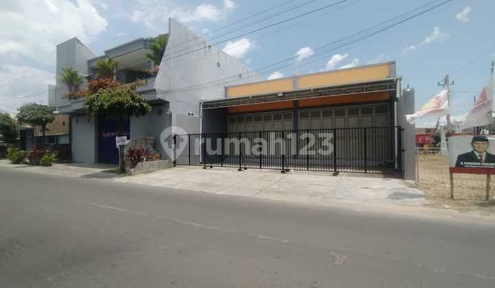 Ruang Usaha Baru Gress Gentan