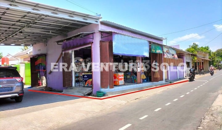 Rumah Sekaligus Ruang Usaha Strategis Pengging