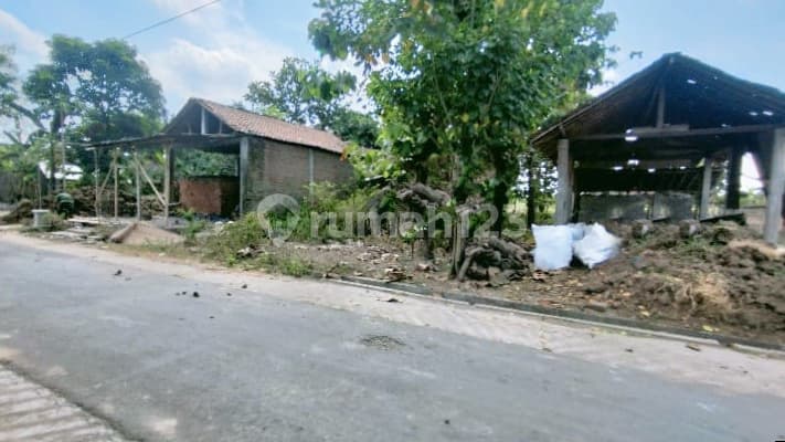 Tanah Pekarangan Strategis Baki