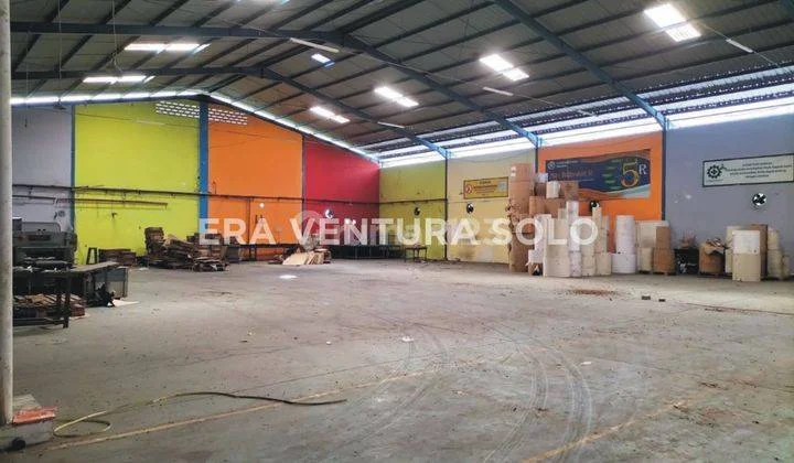 Strategic Warehouse Kartasura Strategic Warehouse Kartasura