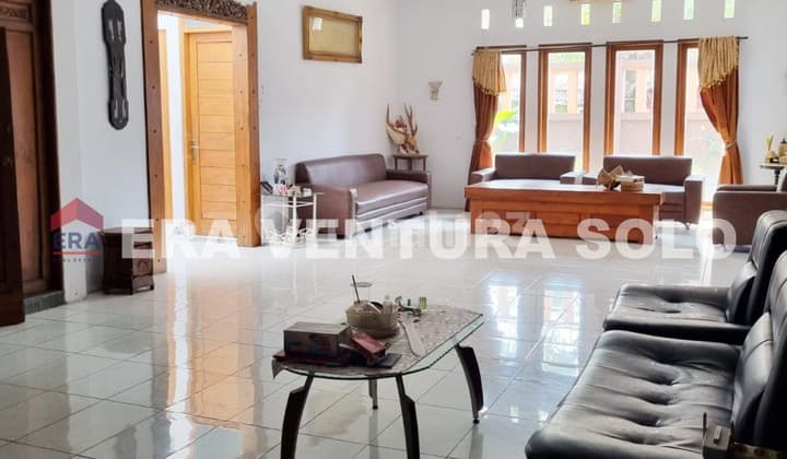 Strategic Luxury House in Nusukan, Solo