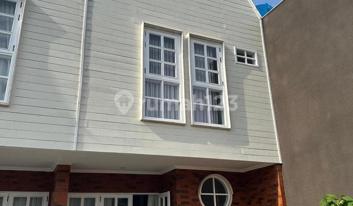 Ready to occupy, House, 2 floors, Freehold Title, Fully Furnished, Denpasar