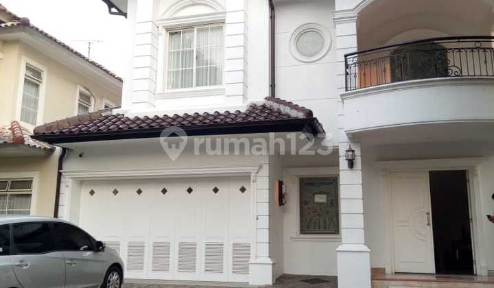 Rumah Furnished Ukuran Luas Terawat Dan Siap Huni