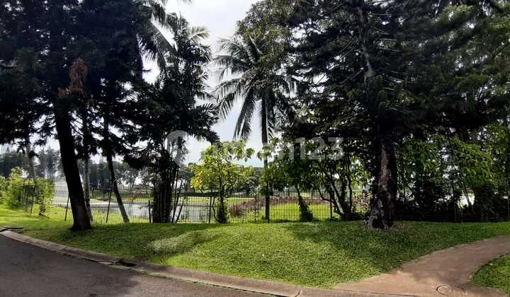 Rumah Di Taman Beverly Golf View Lapangan Golf