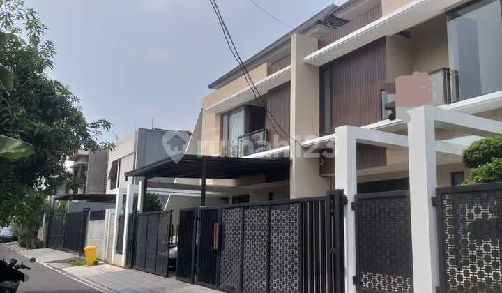 Rumah 2 Lantai Bagus SHM di Cempaka Putih, Jakarta Pusat