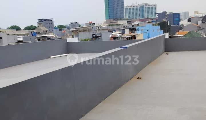 Siap Huni, Ruko, Dwiwarna Mangga Besar 4 Lantai, SHM, Dekat Akses Bus Kota