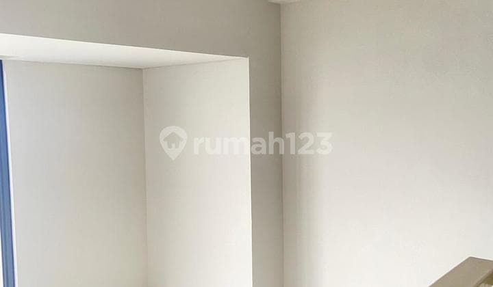 Soho Pancoran Apartment Unfurnished Strategic Location Ready to Occupy, 2 Bedrooms, 2 Floors, 97.4M2