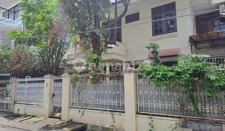 Rumah Kokoh Kusen Jati Strategis Di Rawamangun Jakarta Timur