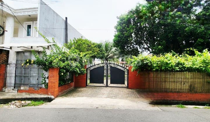 Rumah Halaman Luas 2700 M2 Pinggir Jalan Raya Di Cikunir Bekasi