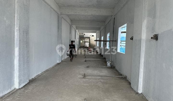 Business House in Sawah Lio Raya