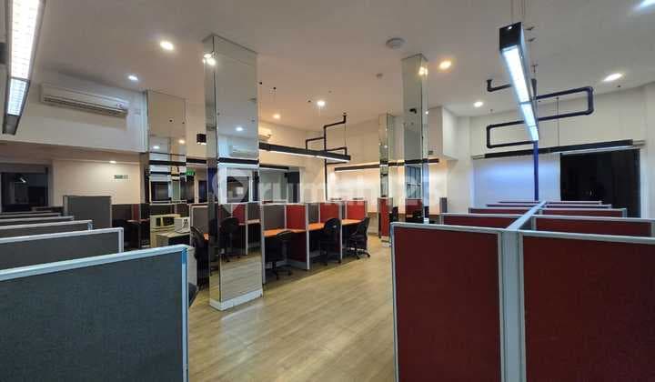 Gedung Komersil Menteng Hitung Tanah