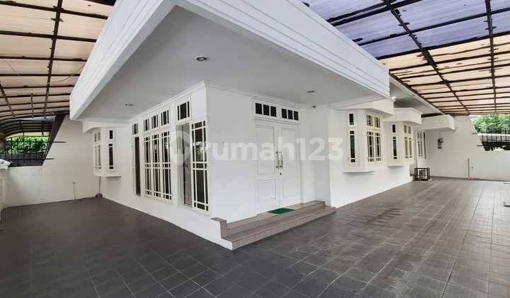 Rumah Hook Pluit 300M² Siap Pakai