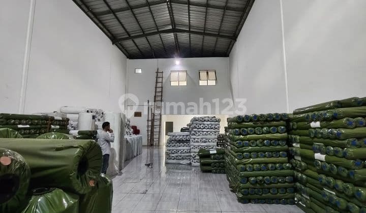 Gudang Di Niaga Terpadu Daan Mogot