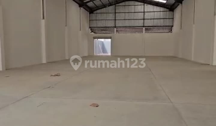 Laksana Warehouse 2 Adjacent