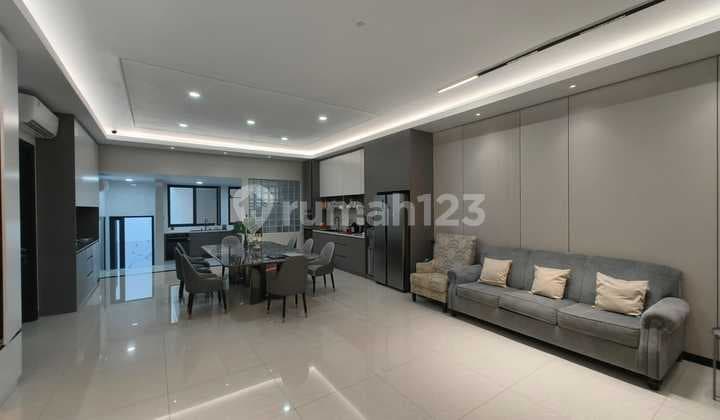 Rumah Pik Golf Island 3 Lantai Full Renov