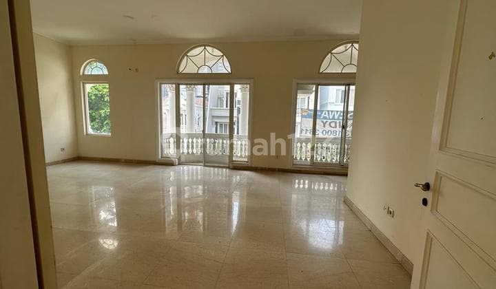 Rent Rumah Pik1 450M