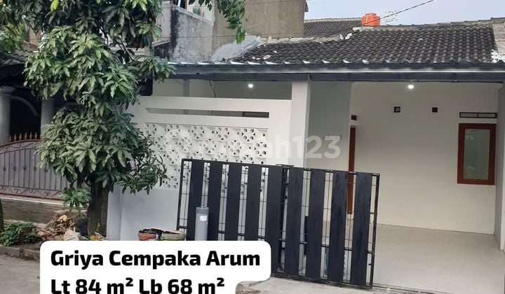 Dijual Rumah Siap Huni Di Komplek Grya Cempaka Arum Bandung Timur Dekat Summarecon. SHM
