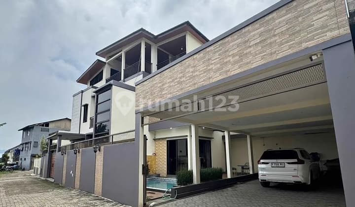 Dijual Rumah Vila Siap Huni di Lembang Bandung Utara Udara Sejuk Lingkungan Tenang