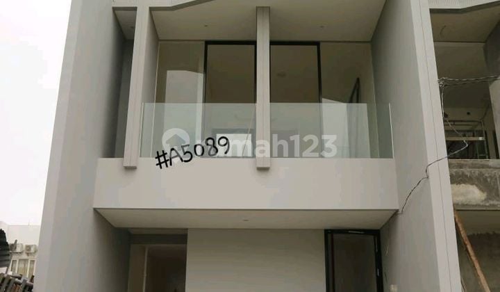 A5089 New House Near Dian Istana, Graha, Surabaya Satellite Toll Road