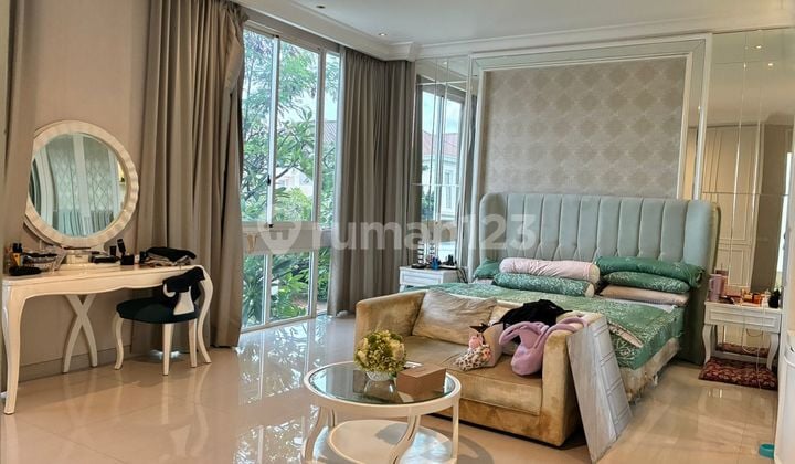 La Riz Golf - Wood Ville Embassy Villa Bukit Regency Pakuwon Indah Imperial Golf Lisbon Granada Vbr