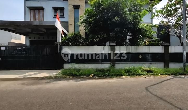 Turun Harga Dijual Rumah Siap Huni Dalam Komplek Di Tanjung Barat Jakarta Selatan.