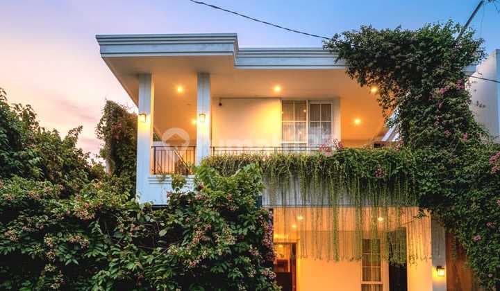 Dijual Rumah Modern Semi Furnished Bintaro Sektor 7