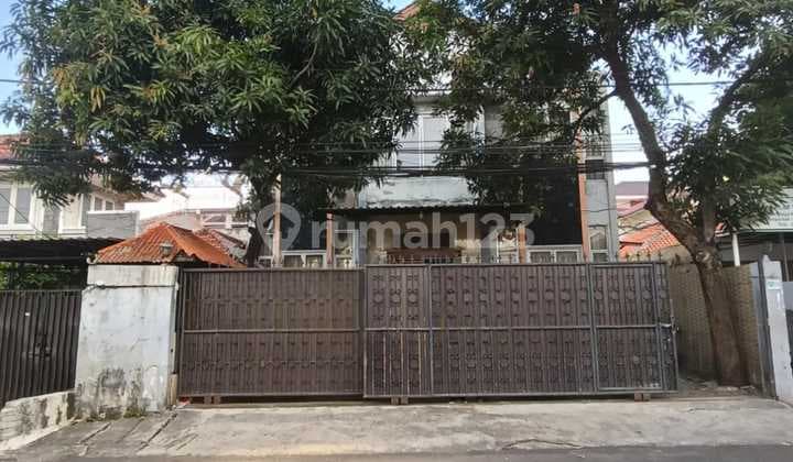 Second House with Boarding and Rental Rooms in Cipinang Cempedak, East Jakarta