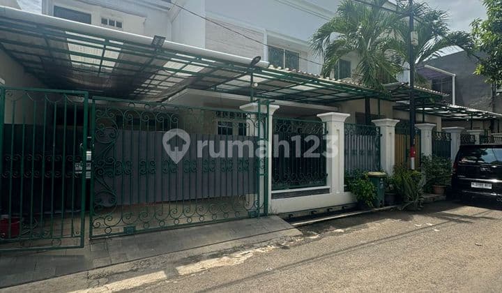 Dijual Rumah Second Dalam Komplek di Rawamangun Jakarta Timur