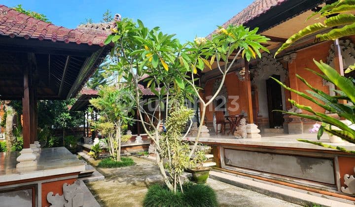 Villa Bangunan Bali Bagus Bersih Terawat