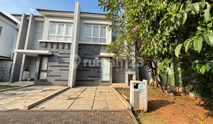 Rumah Moderen Minimalis 2 Lantai di Kota Wisata