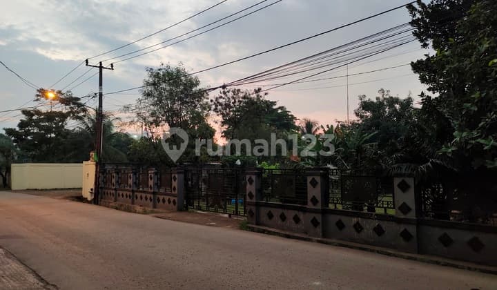 Badminton Hall Ghosum di Burangkeng Setu, Bekasi