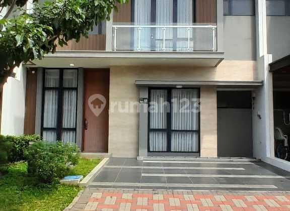 Rumah Cantik Brand New Semi Furnished di Miami Kota Wisata