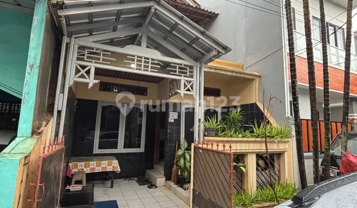 Rumah 2 Lantai di Kranggan Permai Boulevard Raya Cibubur