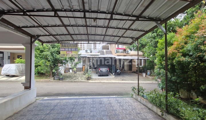 Rumah 2 Lantai di Kota Wisata