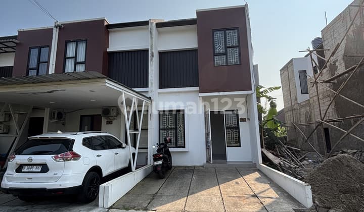 Rumah Cantik 2 Lantai di Silaturahim Residence Cibubur