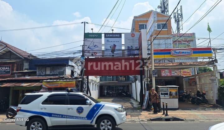 Shop House in a Strategic Location on the Side of Ragunan Raya Road, South Jakarta