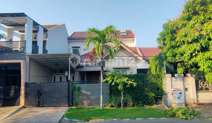 Beautiful Well-Maintained House in Delta Raya Sidoarjo, Flood-Free