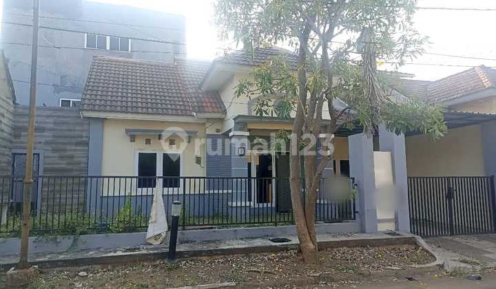 Rumah Terawat di Deltasari Indah Sidoarjo Pusat Hunian Nyaman