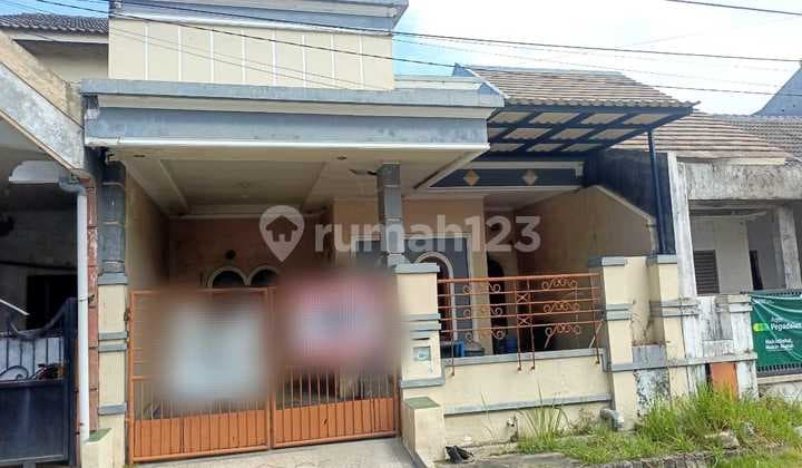 House in Deltasari Indah Sidoarjo Flood-Free Ready to Occupy