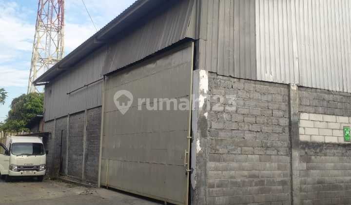 2-Storey Warehouse in Tropodo Sidoarjo, Strategic Location, Ready to Use