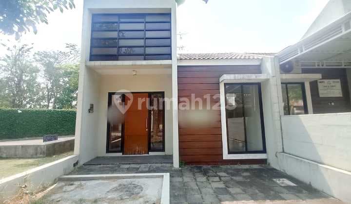 Affordable Minimalist House in Its Class at Citra Garden Sidoarjo