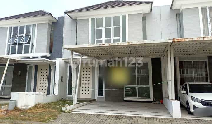 Ready-to-Occupy House in Citra Garden Strategic Location