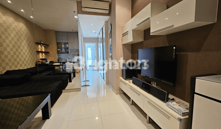 APARTEMENT 2BR FULL FURNISHED TRILLIUM RESIDENCE POSISI STRATEGIS DI TENGAH KOTA SELANGKAH KE DELTA PLAZA MALL GRAND CITY STASIUN GUBENG ALUN ALUN SURABAYA TUNJUNGAN