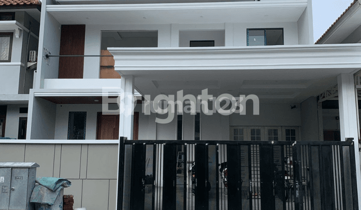 RUMAH 2 LANTAI BARU GRESS MINIMALIS GRAHA FAMILY DEKAT SPAZIO PAKUWON MALL CITRALAND GWALK DARMO PERMAI